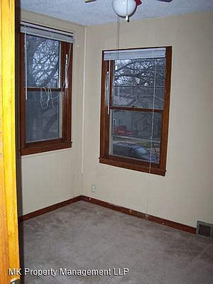 2nd image of 409 Summit Ave