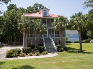 1990 Ocean View Dr SW, Ocean Isle Beach, NC 28469