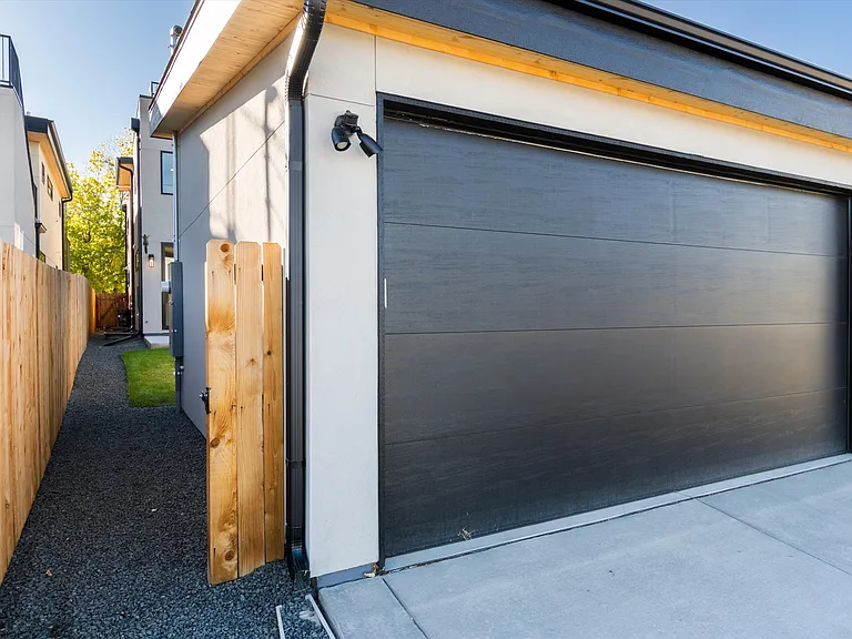2088 Eliot St — Photo 48