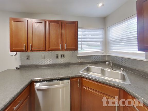 5th image of 539 Great Oaks Meadow Dr