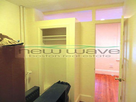 4th image of 72 Revere St APT 4
