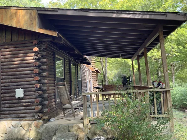 922 Rockhouse Rd, Hohenwald, TN 38462