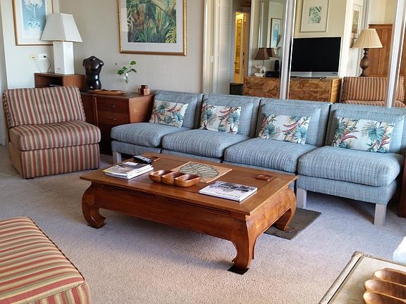 Living Area, Open Floor Plan