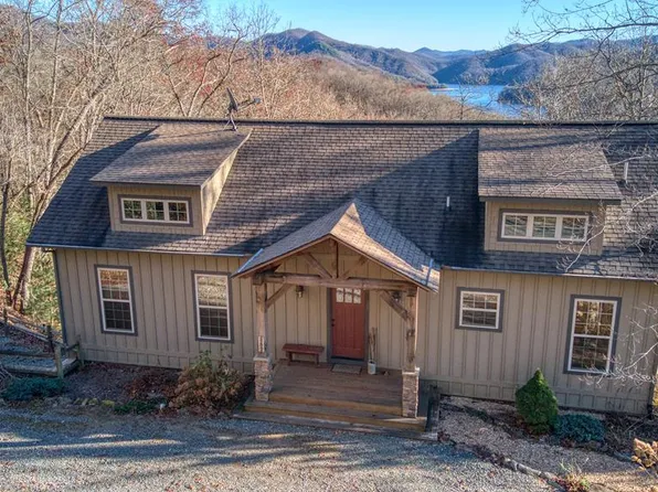 362 Nantahala Harbor Dr, Topton, NC 28781