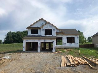 13933 Indian Ridge St, Joseph, MO 64505