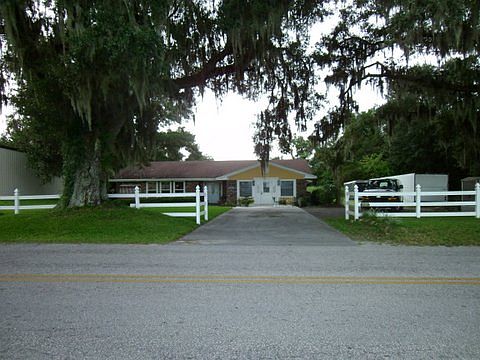 Paved street, pvc fencing