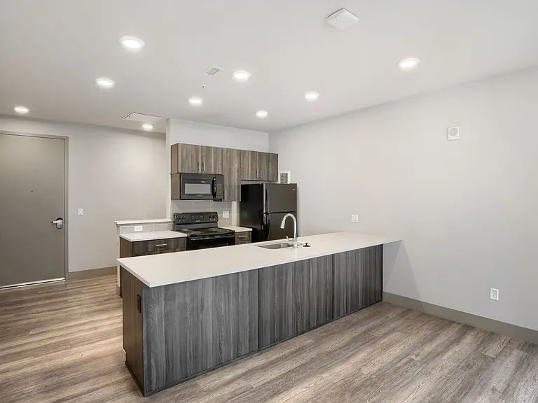 4923 King St — Photo 84