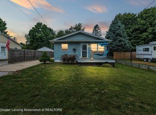 716 S Sheldon St, Charlotte, MI 48813