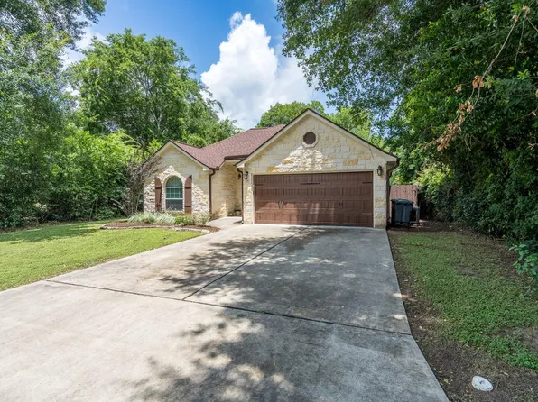226 Foster St, Tomball, TX 77375