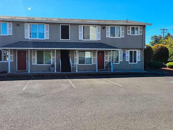 2nd image of 465 E Ellendale Ave APT 09