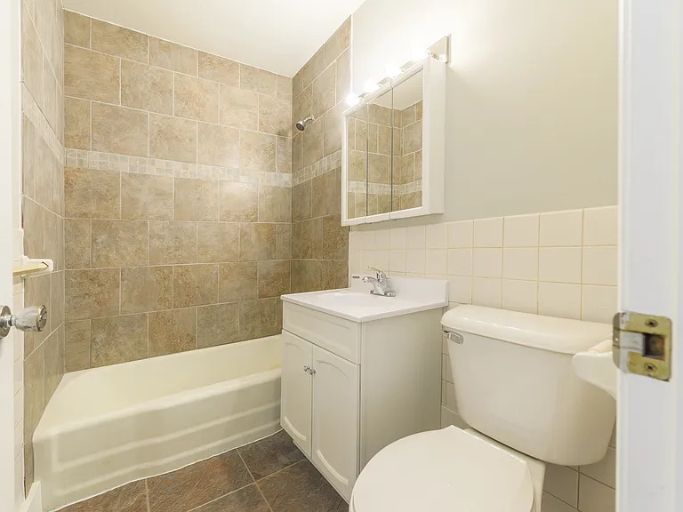 1708 Glenwood Ave — Photo 19