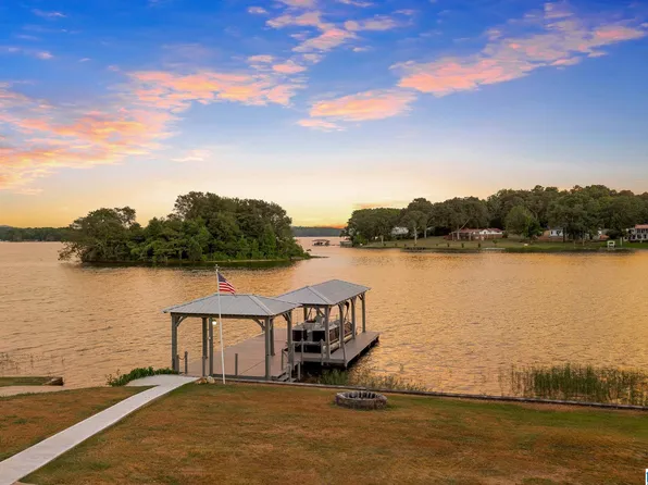 30 Blissful Cv, Talladega, AL 35160