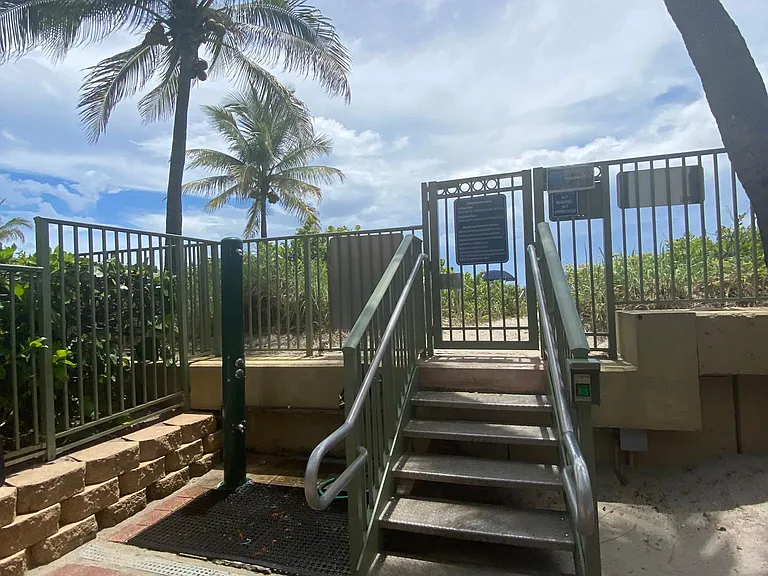 2080 S Ocean Dr #311 — Photo 58