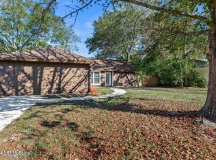 8253 Justin Rd N, Jacksonville, FL 32210