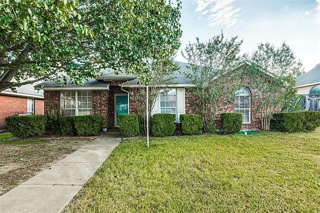 1st image of 2624 Crystal Falls Dr