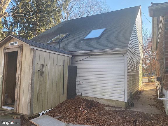 5th image of 313 Kirkbride Dr