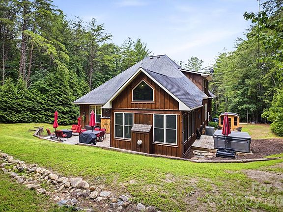 5th image of 2185 Cottage Park Rd