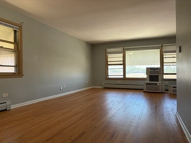 7323 W Higgins Ave #2 — Photo 5