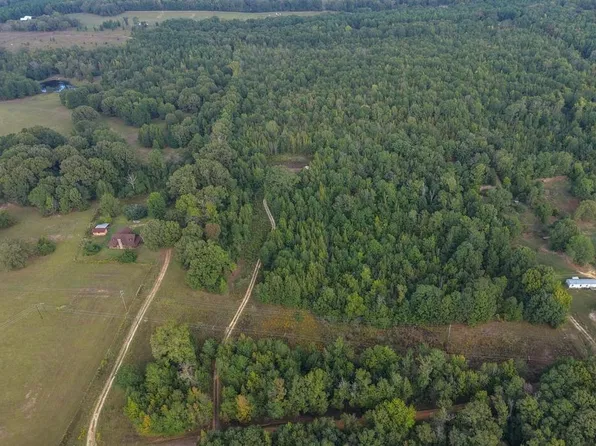 1615 County Road 3544, Atlanta, TX 75551