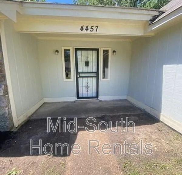 4457 Walden Glen Cv — Photo 3