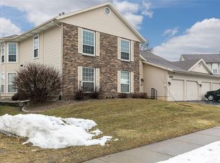 3720 Foxborough Ter NE APT D, Cedar Rapids, IA 52402