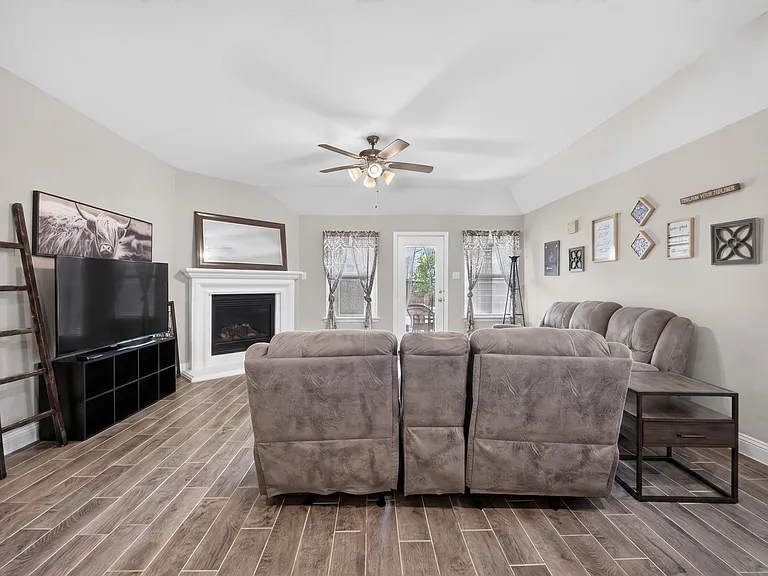 512 Portina Dr — Photo 20