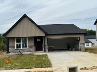 11012 Meadow Run Rd, Louisville, KY 40229