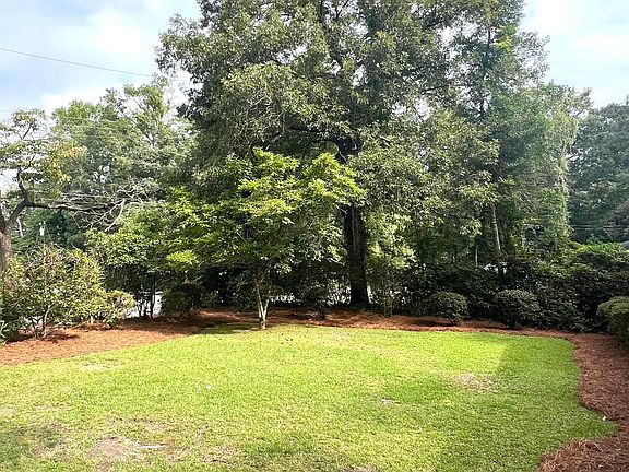 5th image of 1220 Woodland Drive