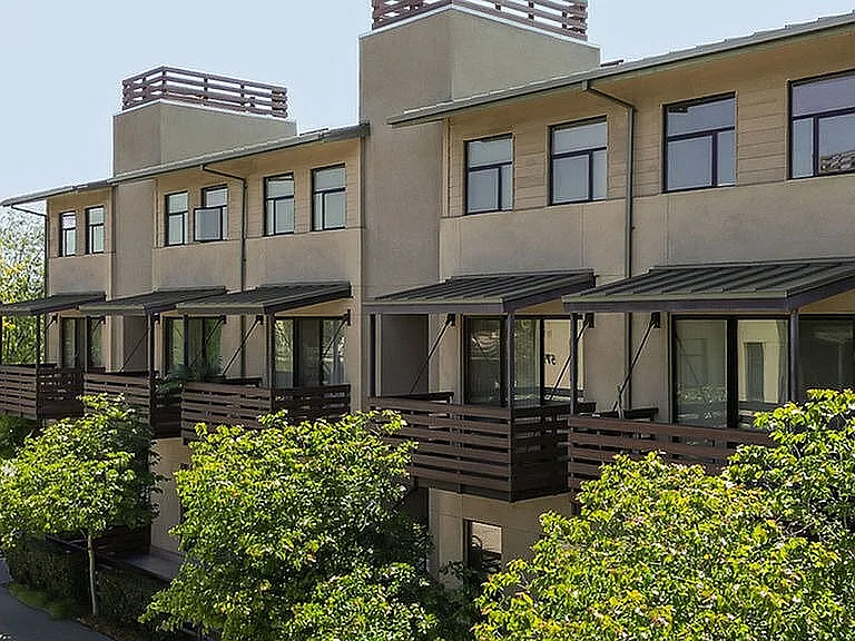 Comfortable Balconies With A View
