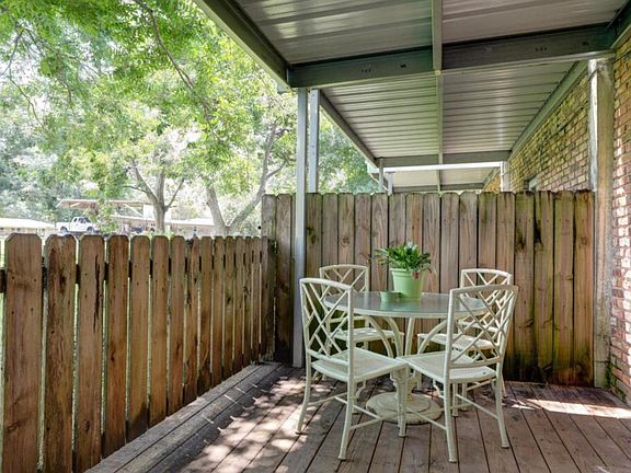 4th image of 106 S Parkwood Dr #3