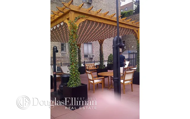 Sold by Douglas Elliman | media 14