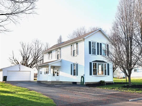 54 Apple Dr, Farmersville, OH 45325