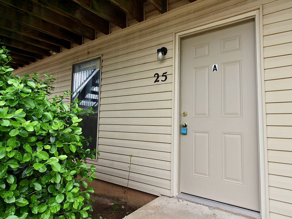 1st image of 1901 E Lindsey St APT 25A