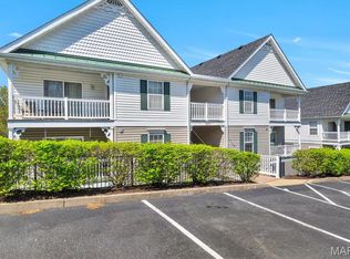 1117 Arbor Creek Dr APT 3C, Saint Louis, MO 63122