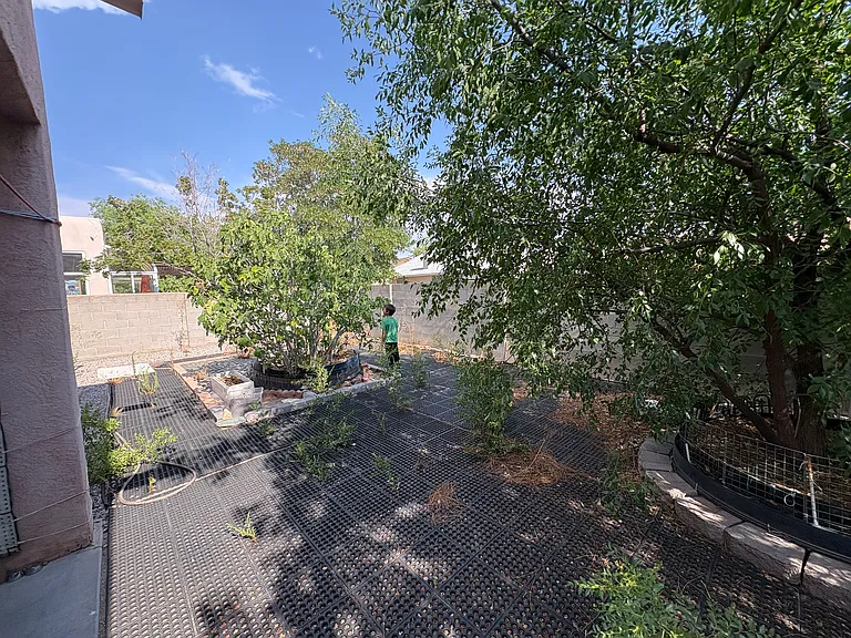 7212 Gallinas Ave NE — Photo 7