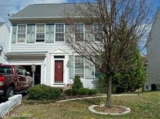 17617 Hampstead Ridge Ct, Dumfries, VA 22026
