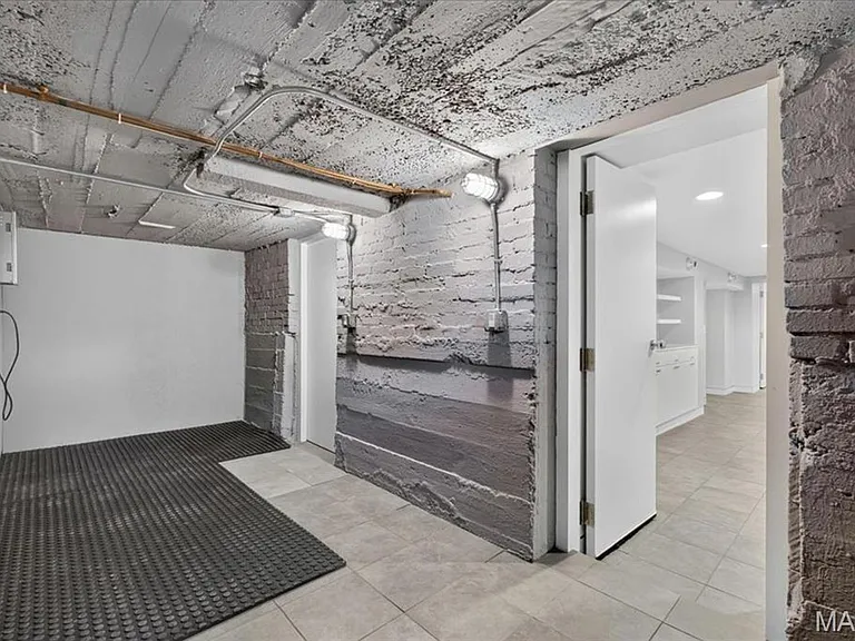 7122 Nashville Ave — Photo 20