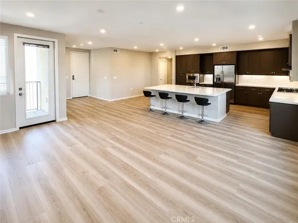 111 Bowery, Irvine, CA 92612