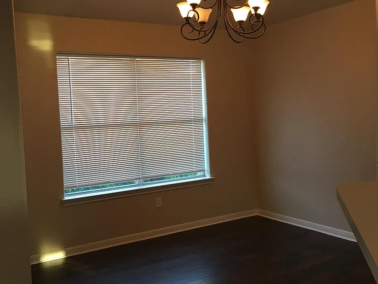 322 Cedar Ridge Dr — Photo 7