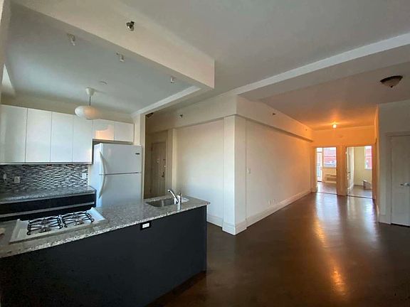 3rd image of 87 Stagg St #5BB