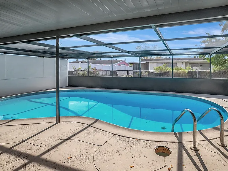 7210 Parrot Dr — Photo 34