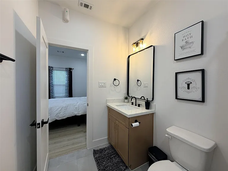 2706 Cochran St — Photo 28