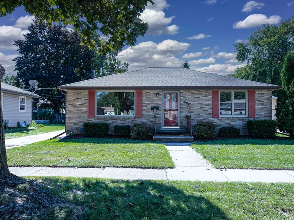 1025 E Marquette St, Appleton, WI 54911