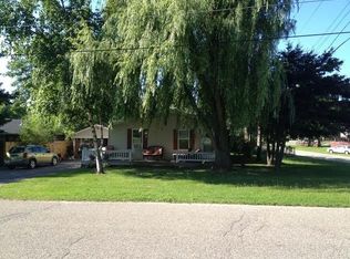 501 Old County Farm Rd, Harrison, MI 48625