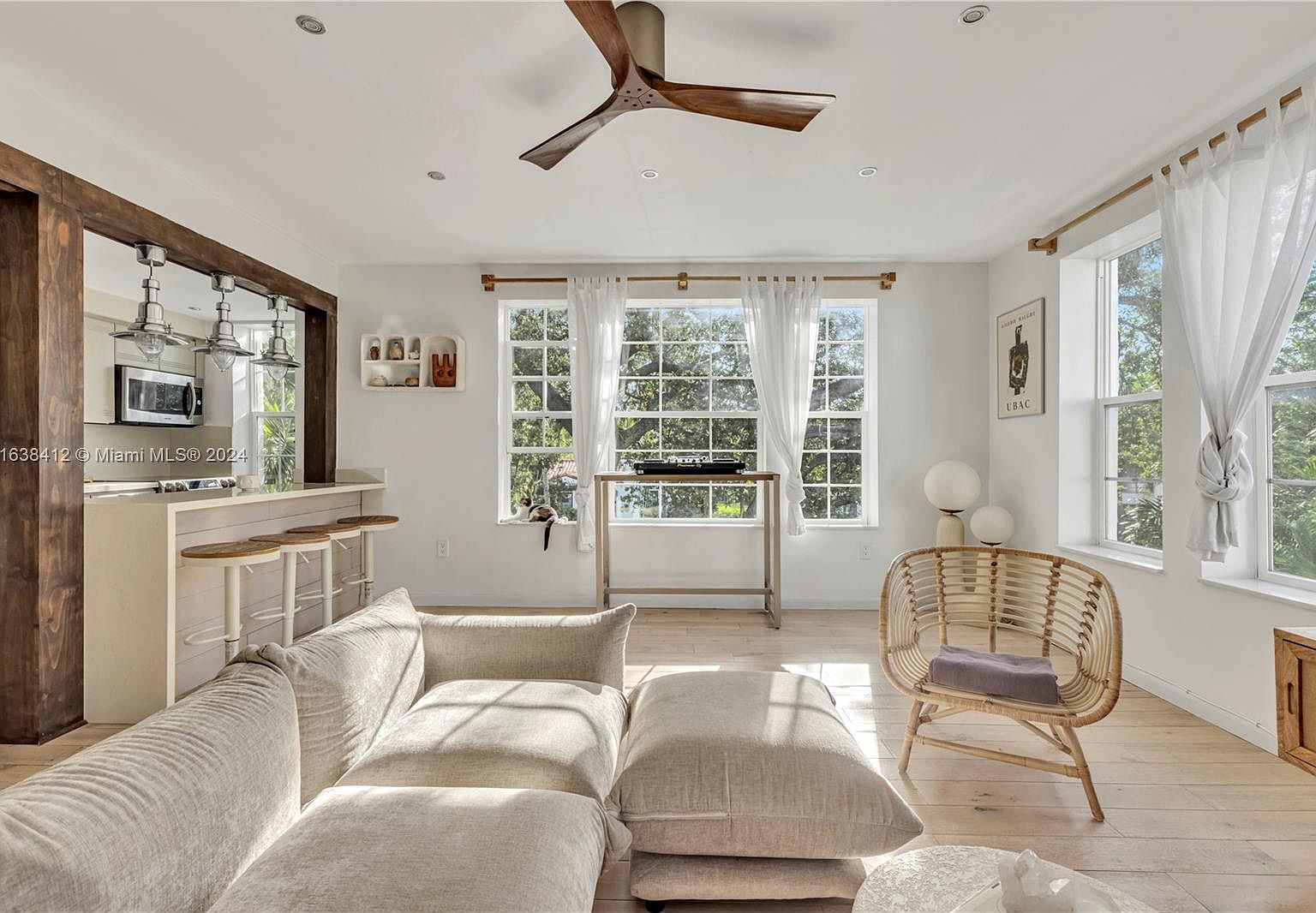 1559 Michigan Ave APT 201, Miami Beach, FL 33139 | Zillow