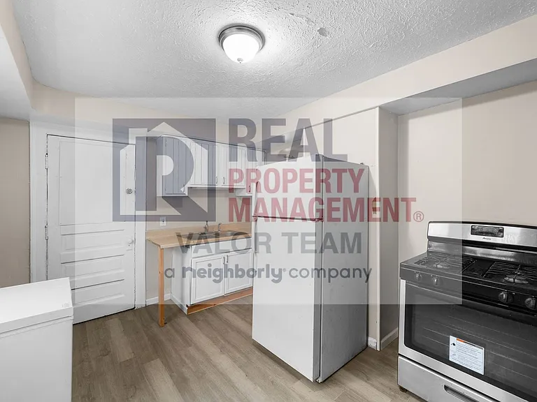 1761 Wayside Rd — Photo 11