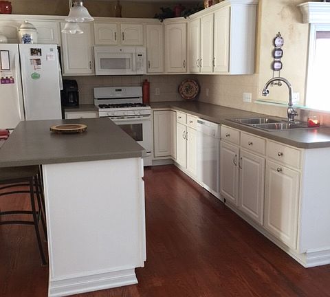 5th image of 1285 Majestic Woods Dr