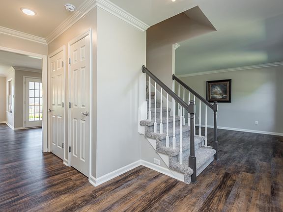 5th image of 7610 Saddlebrooke Dr