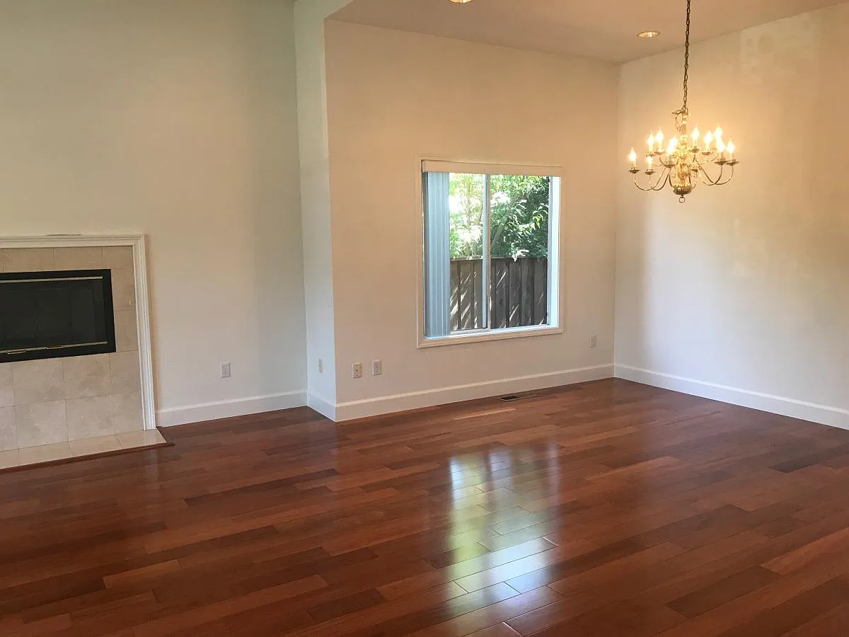 4 bed, 3.5 bath, 2230 sqft, $6,800 — Photo 3