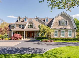 21 White Hill Rd, Cold spring harbor, NY 11724